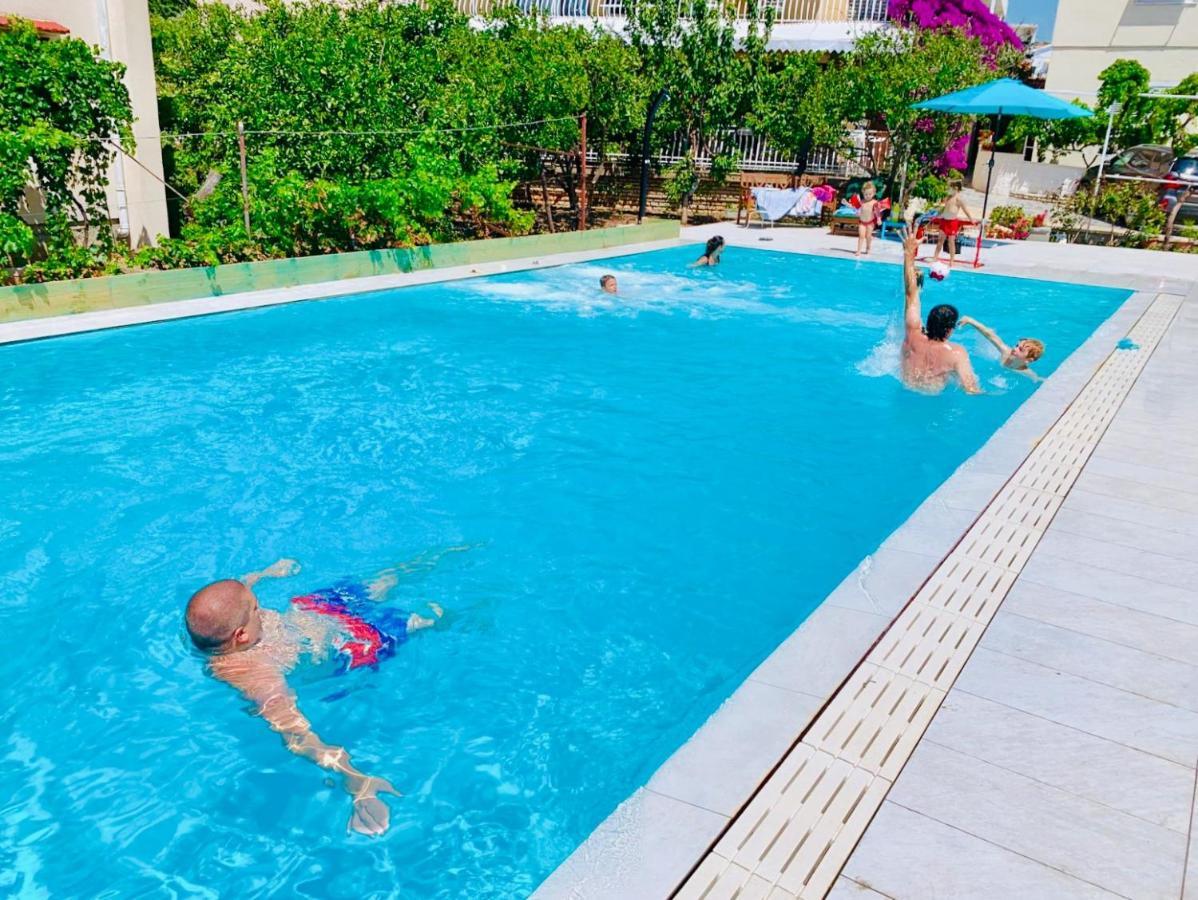Eco-Friendly Estate I Aparthotel Primosten Bagian luar foto